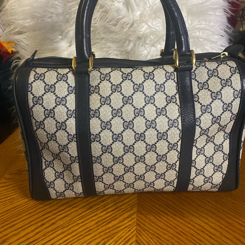 Vintage Gucci speedy bag, a great Preloved condition